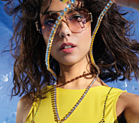 Benvenuti nella nostra categoria <em>Gioielli</em>! Qui troverete una vasta selezione di cristalli, passamaneria in vetro e componenti in metallo che potrebbero essere rilevanti per i gioielli. <br><br> I nostri cristalli e passamanerie in vetro offrono una straordinaria varietà di colori, forme e dimensioni, in modo da poter trovare sicuramente qualcosa di adatto alle vostre esigenze di design individuale. I componenti in metallo in questa categoria, come ciondoli, chiusure e connettori, sono di alta qualità e duraturi per garantire che le vostre creazioni di gioielli resistano alla prova del tempo. Esplorate la nostra categoria <em>Gioielli</em> e lasciatevi ispirare dalla varietà e qualità dei prodotti offerti. Create pezzi di gioielli unici e sorprendenti che attirano l'attenzione!